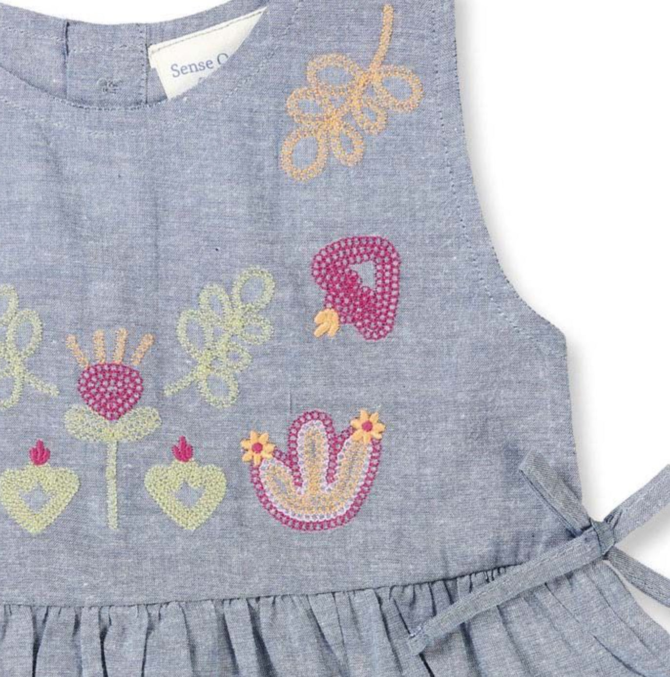 Kinderkleid aus reiner Bio-Baumwolle mit Stickerei "Kaktusblüten"
